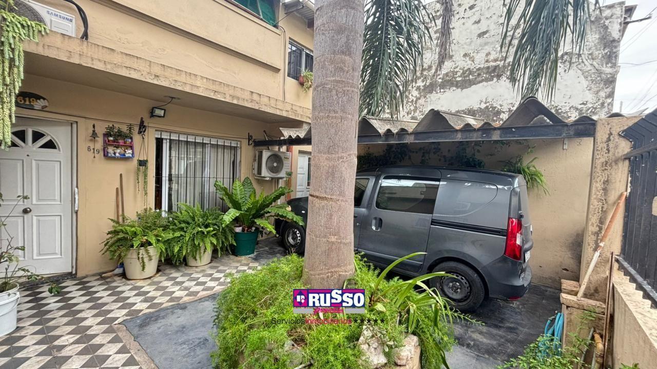 Venta Casa 4 Ambientes - La Tablada