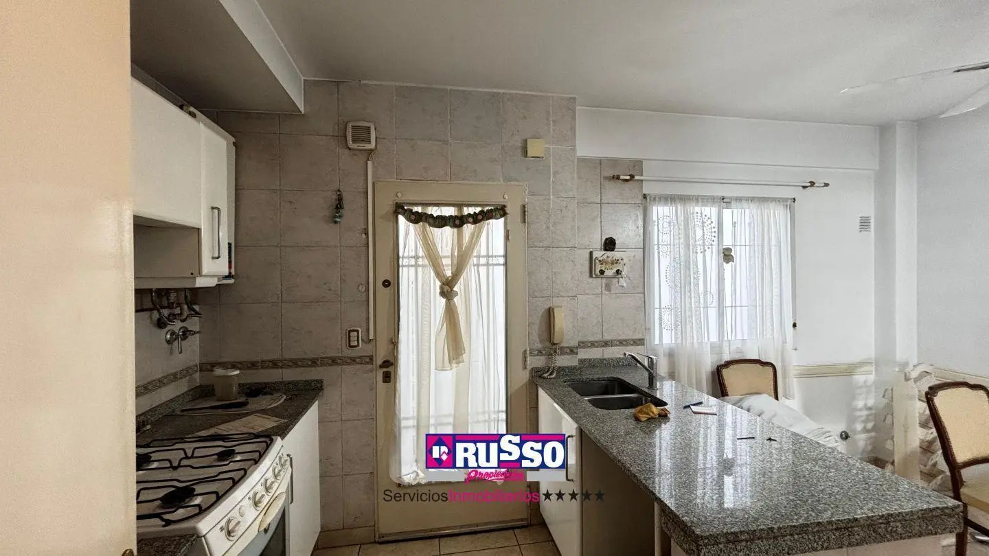 Venta Semi piso 3 Ambientes Ramos Mejia 5
