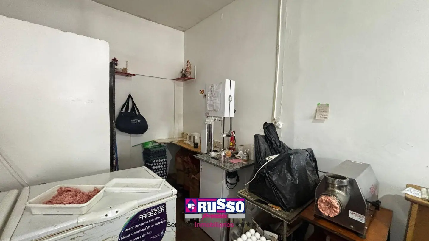 Venta Local 3 Ambientes Moron 5