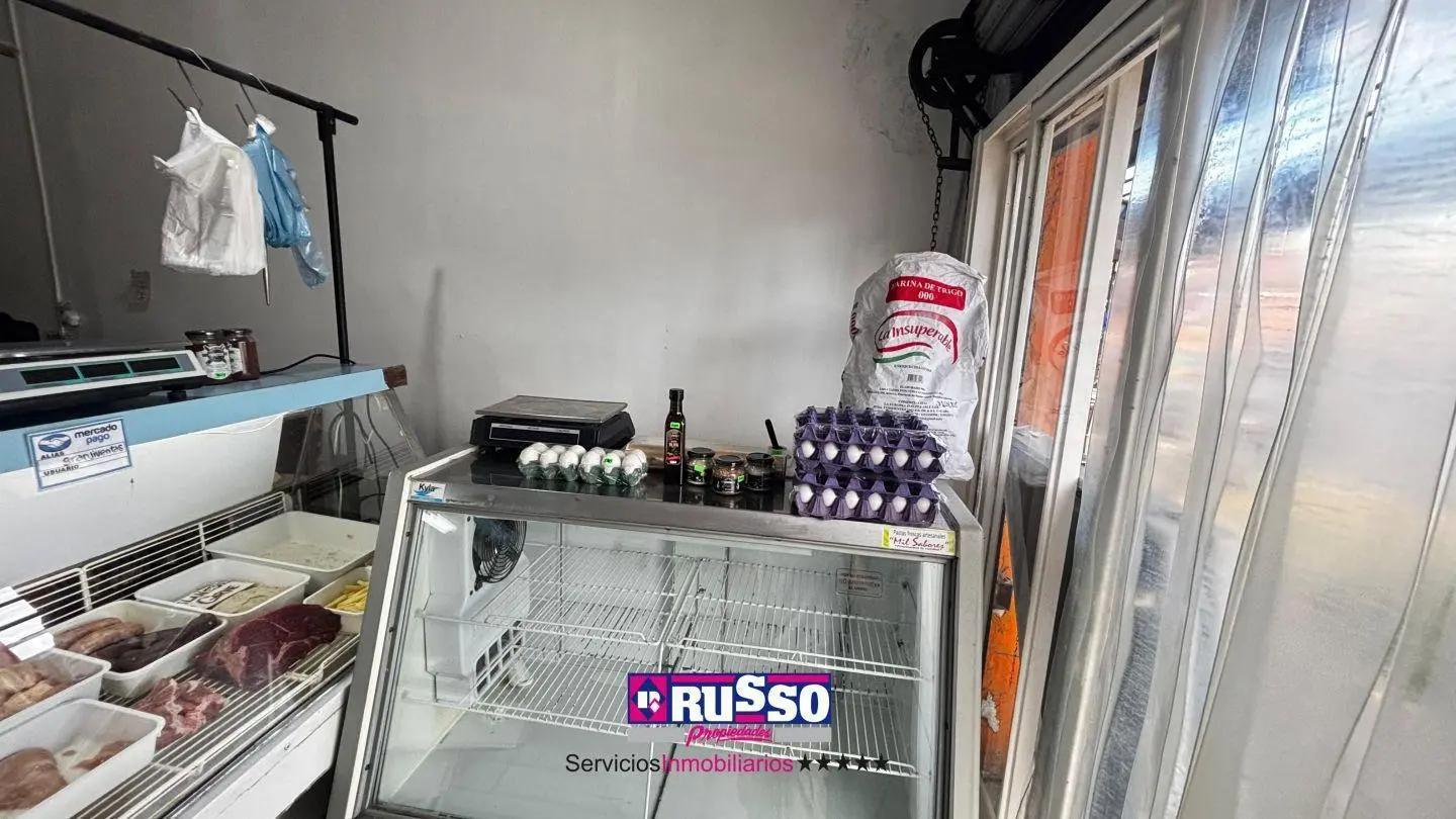 Venta Local 3 Ambientes Moron 2