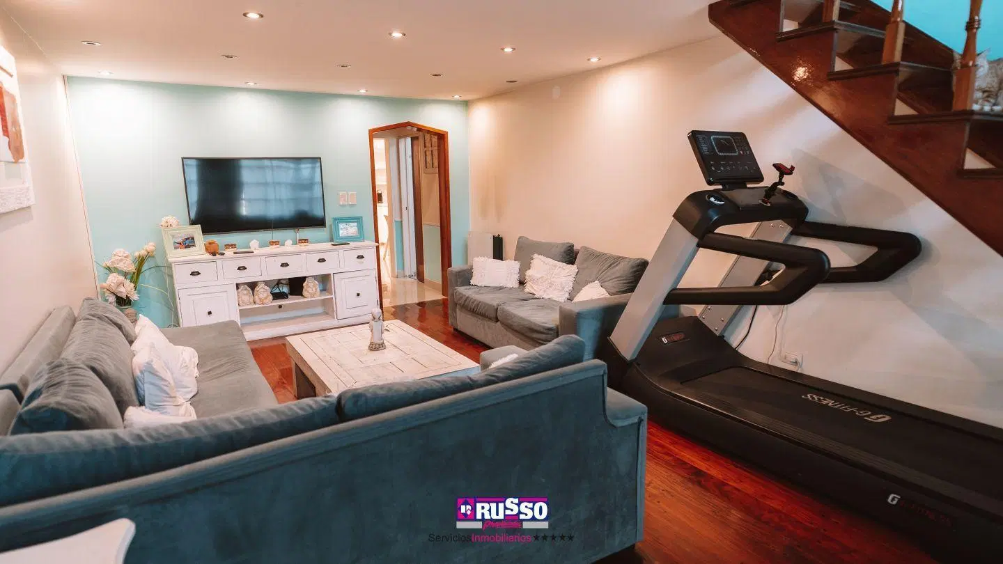 Venta Casa 4 Ambientes Villa Luzuriaga 3