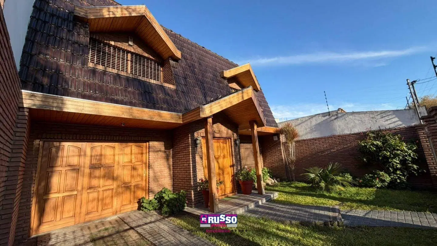Venta Casa 4 Ambientes - Villa Luzuriaga 3