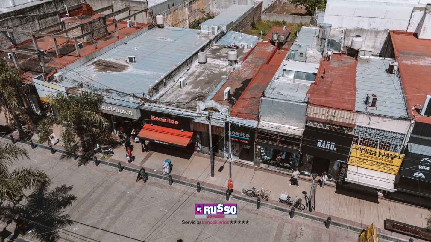 Foto de Alquiler de Local Comercial sobre peatonal en San Justo, imagen 2