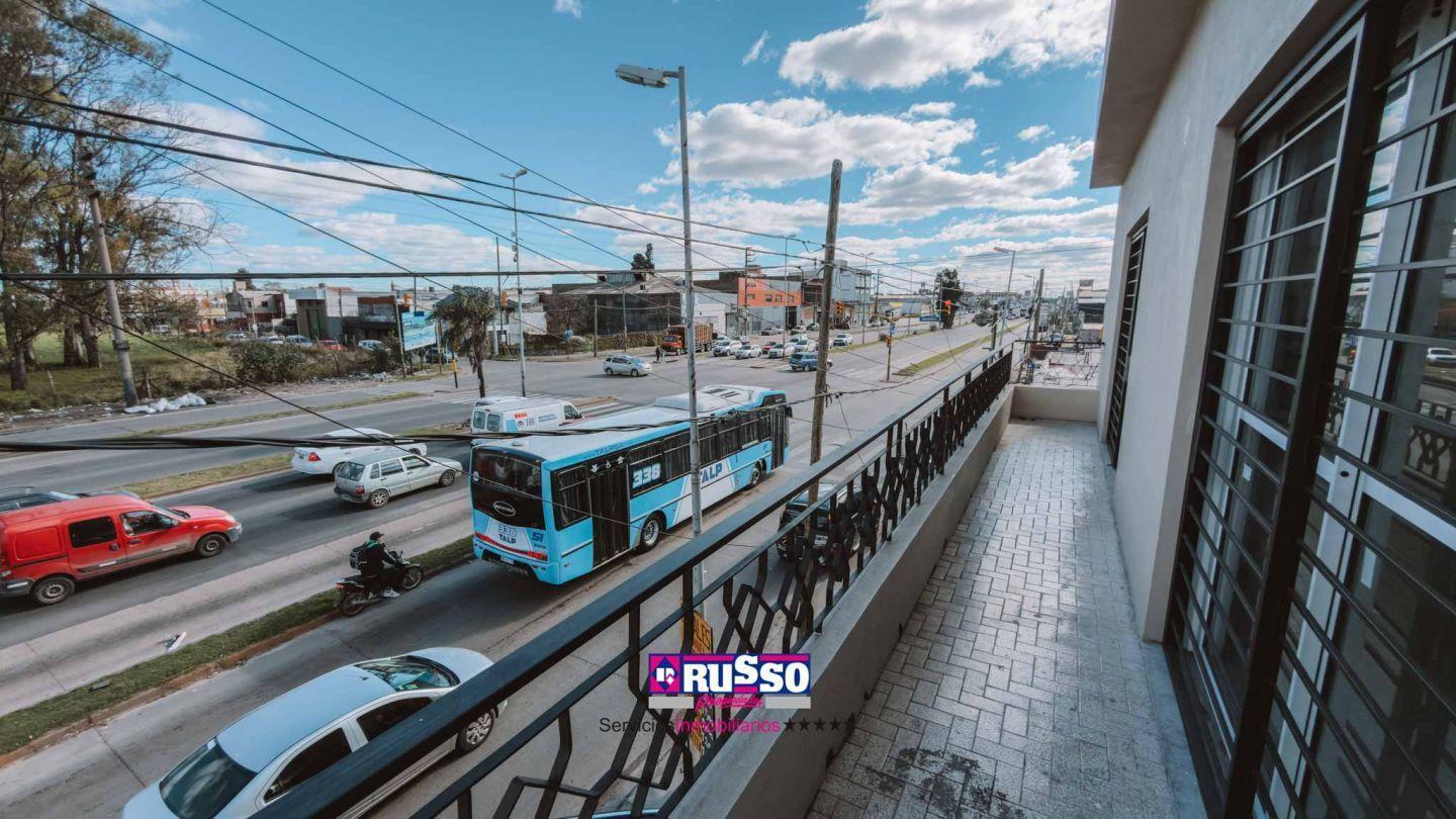 Foto de Alquiler de Galpon con Vivienda en San Justo, imagen 2