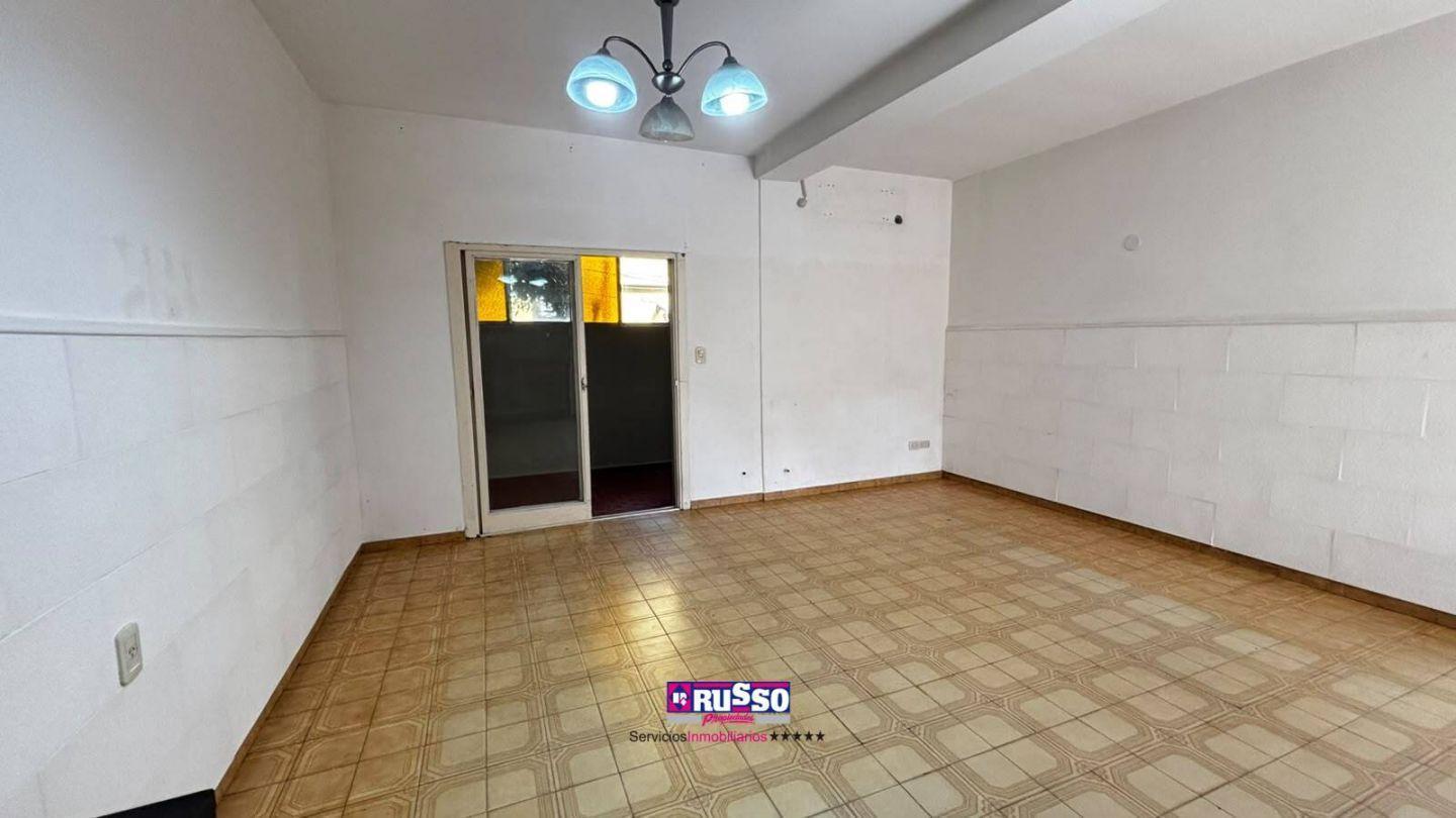 Foto de Alquiler PH planta baja 3 ambientes San Justo, imagen 2