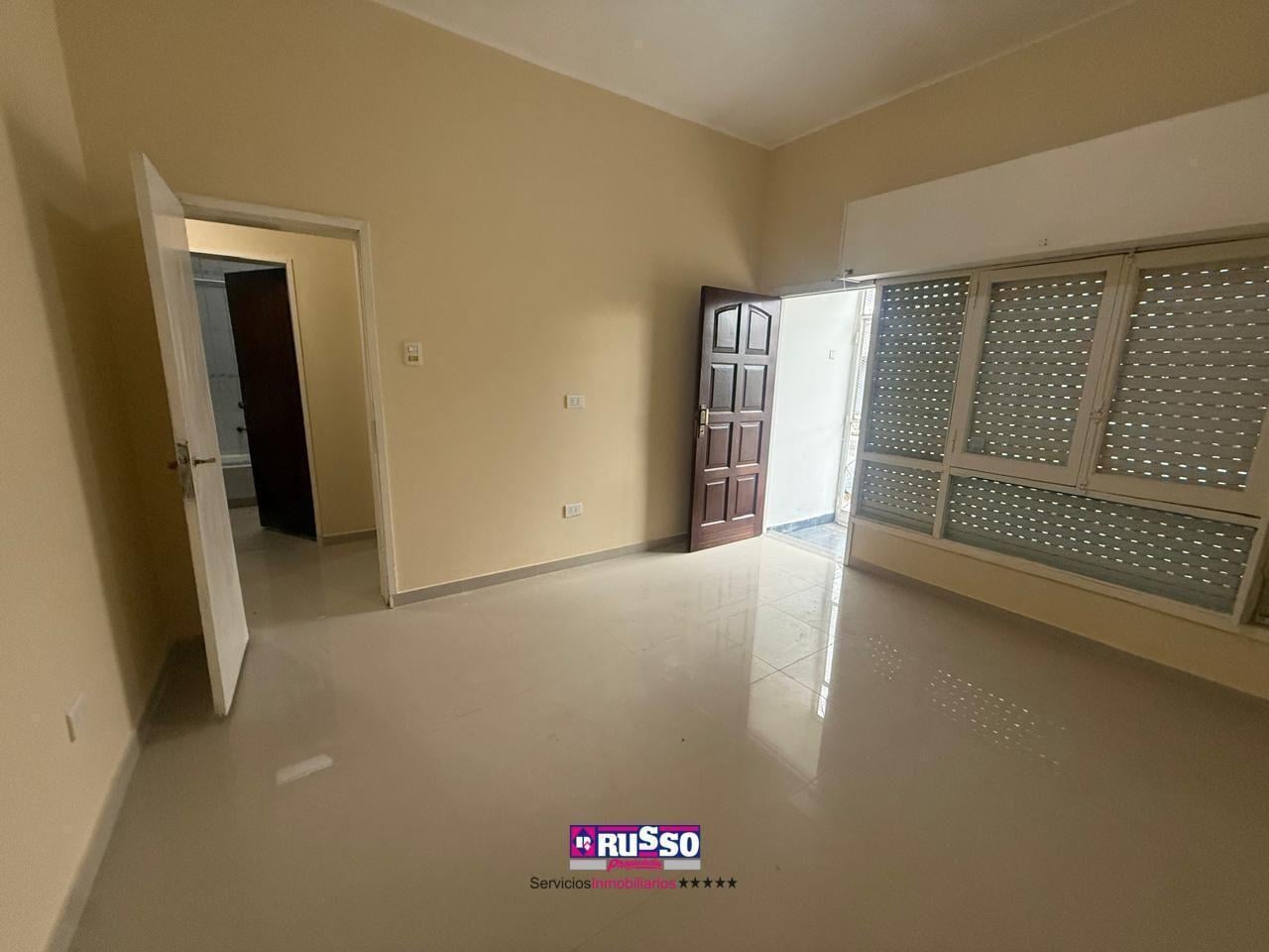 Foto de Alquiler casa de 3 ambientes Ramos Mejia, imagen 3