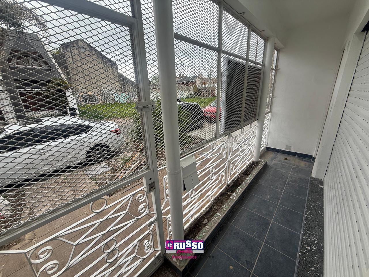 Foto de Alquiler casa de 3 ambientes Ramos Mejia, imagen 1