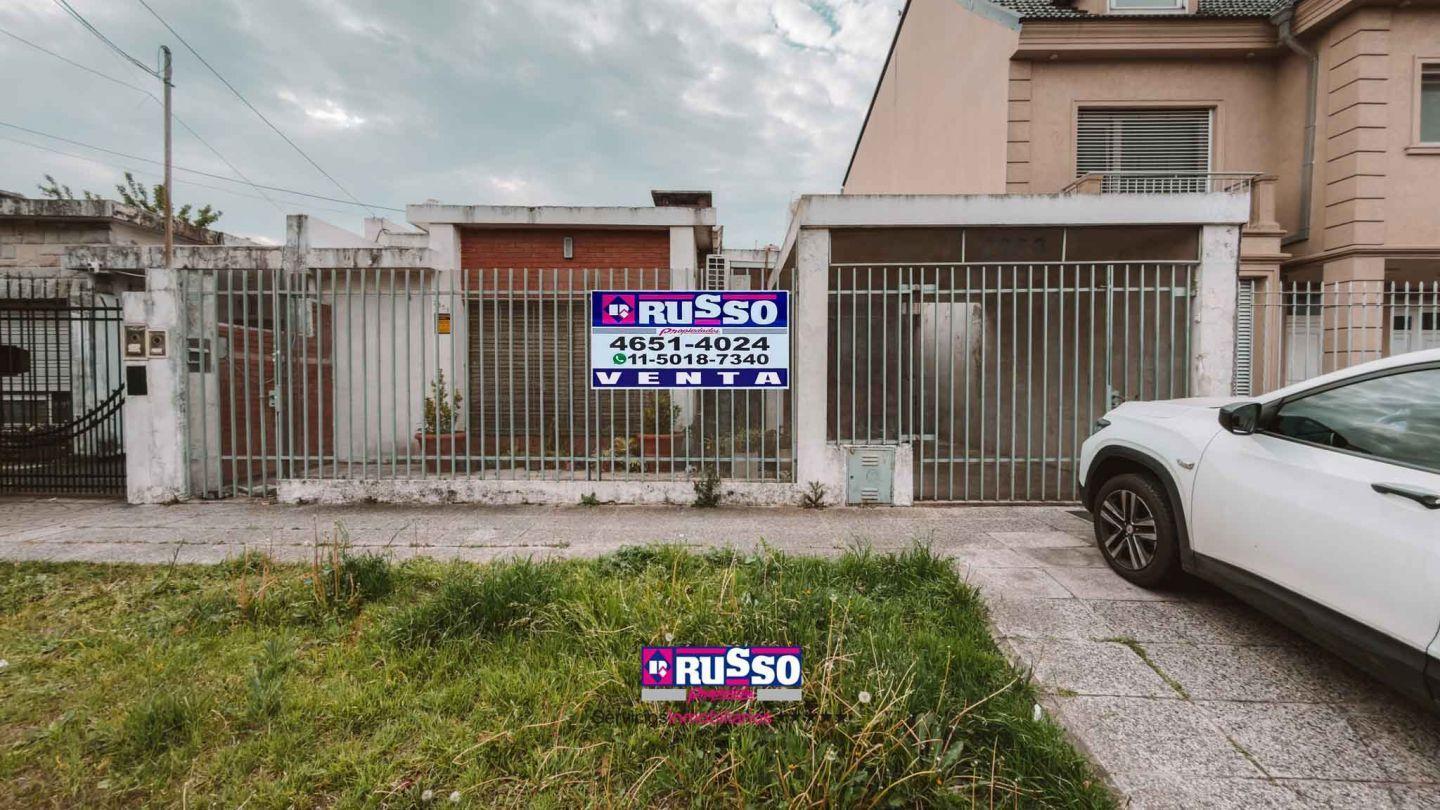 Foto de Venta casa 4 ambientes Villa Luzuriaga, imagen 2
