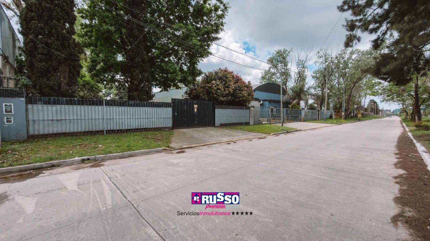 Foto de Venta de Galpon Industrial en Isidro Casanova, imagen 4