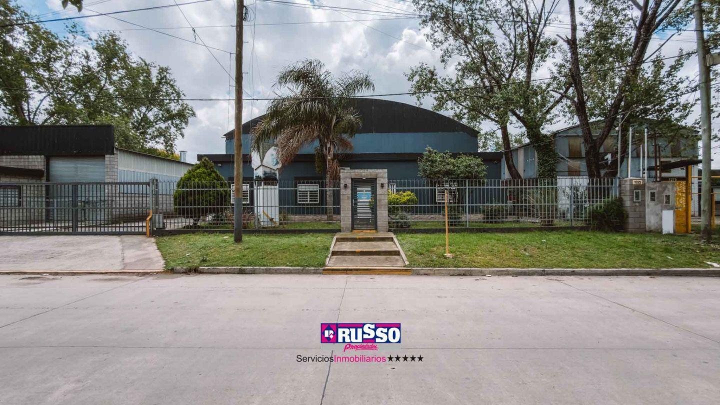 Foto de Venta de Galpon Industrial en Isidro Casanova, imagen 1