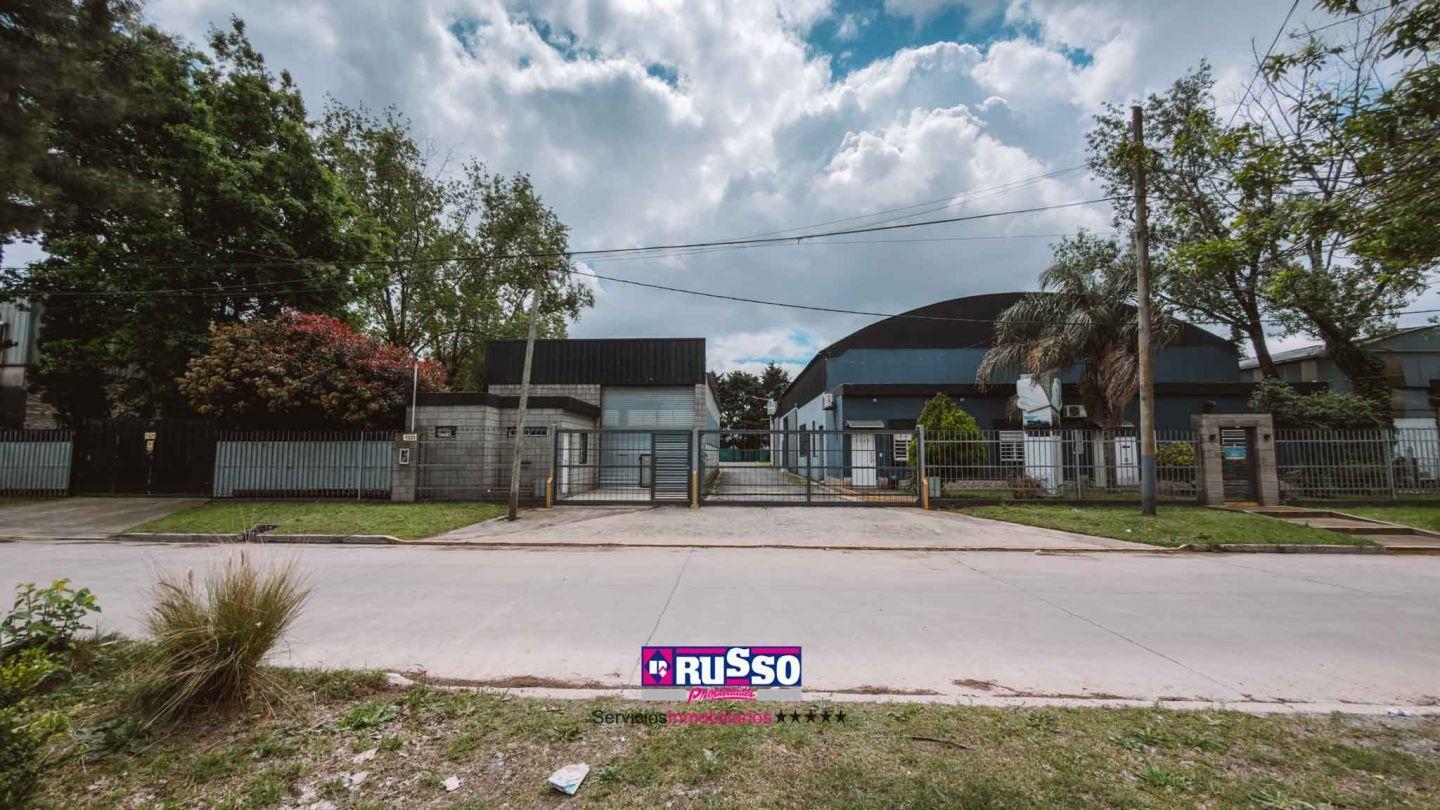 Foto de Venta de Galpon Industrial en Isidro Casanova, imagen 2