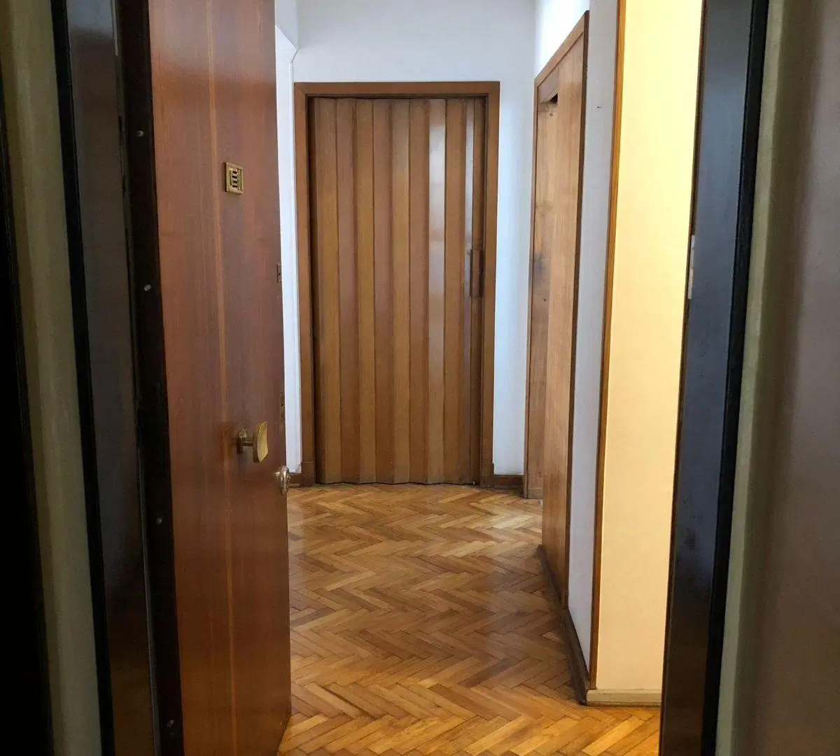 ALMAGRO 3 AMBIENTES 75m2 al frente c/balcón y dependencia * Excelente! * $ 980.000 5