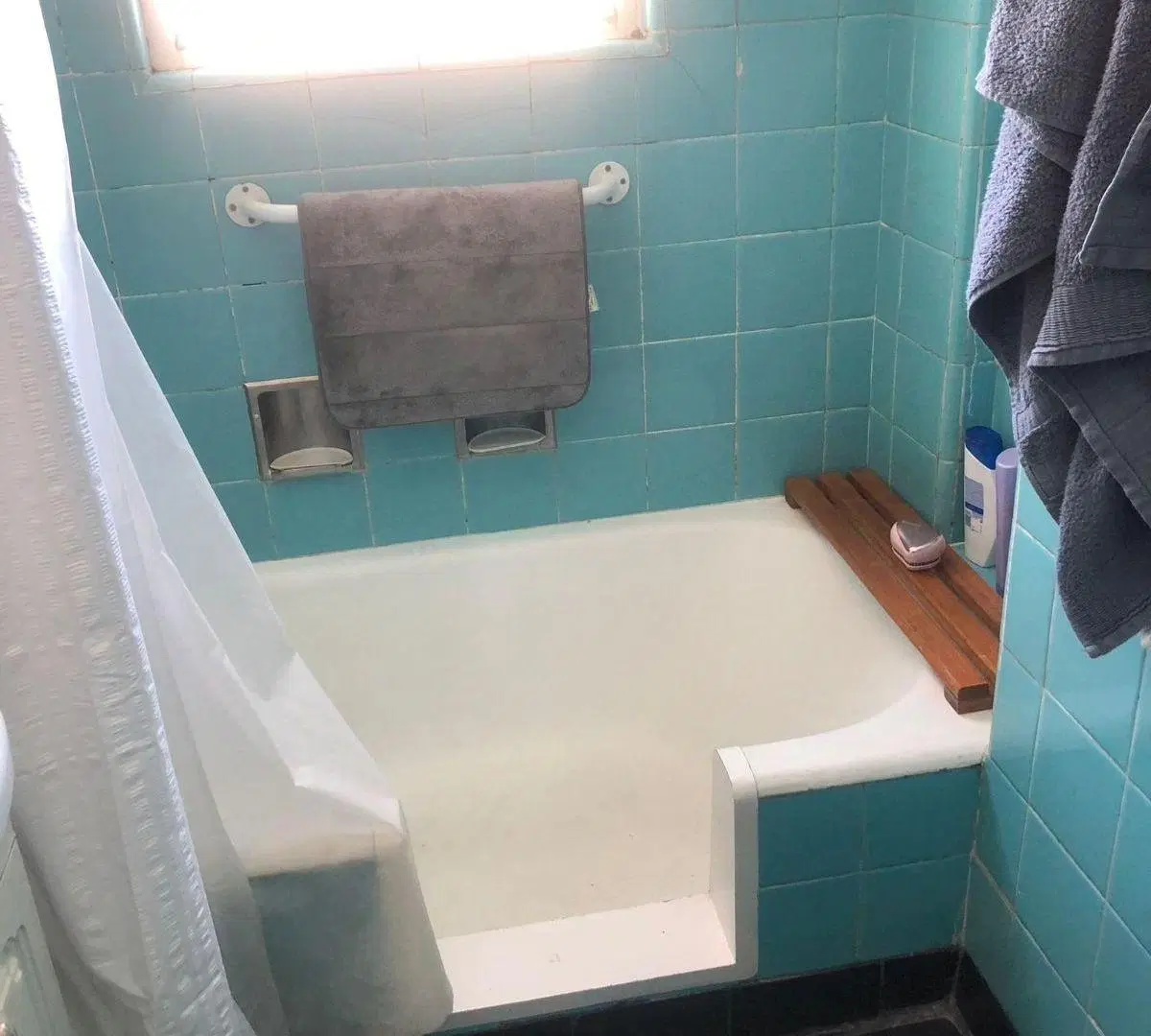 ALMAGRO 3 AMBIENTES 75m2 al frente c/balcón y dependencia * Excelente! * $ 980.000 3