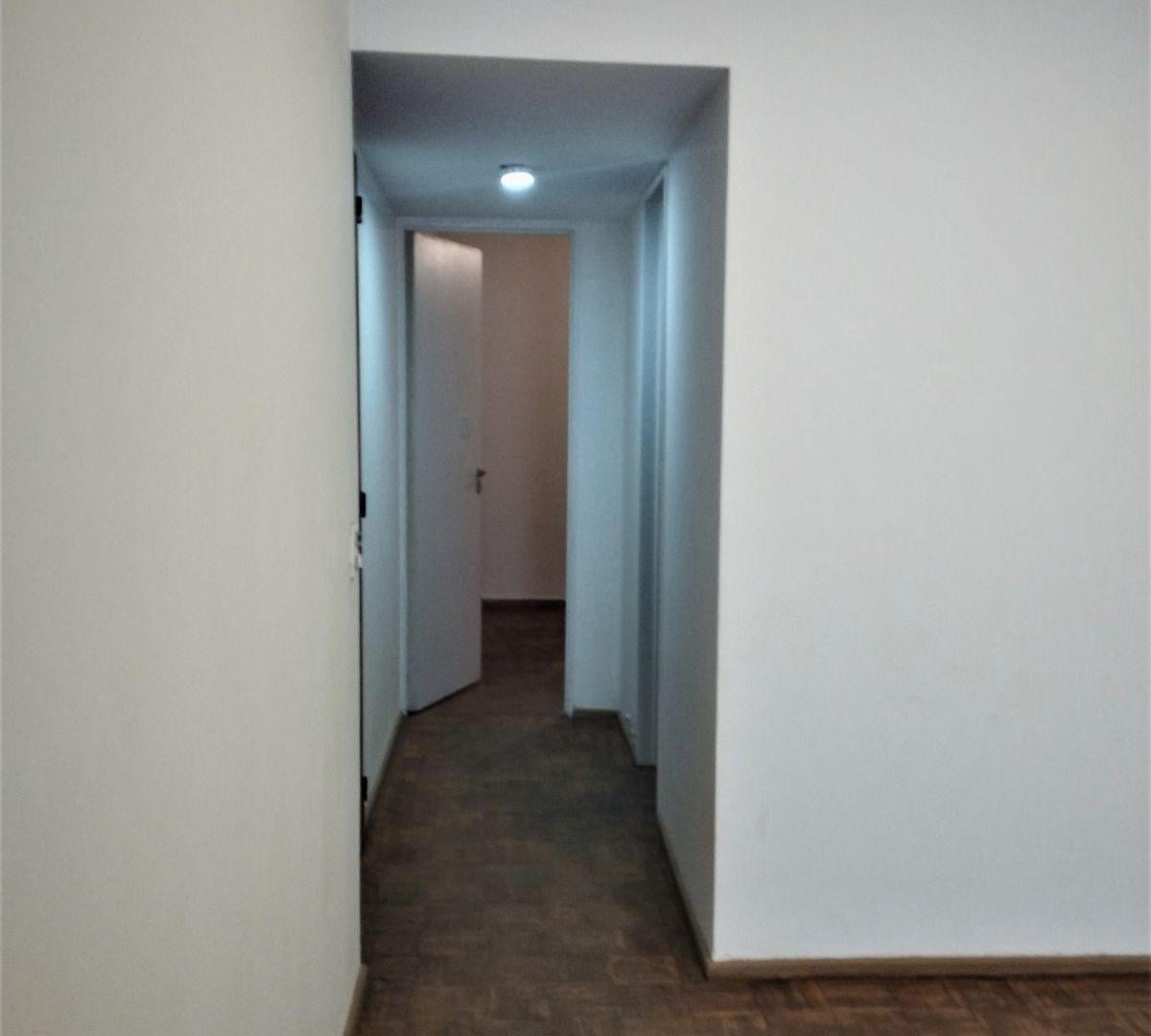 Foto de BALVANERA 2 AMB C/BCÓN AL FTE, 1 cuadra Rivadavia y Jujuy * $ 630.000.-, imagen 4