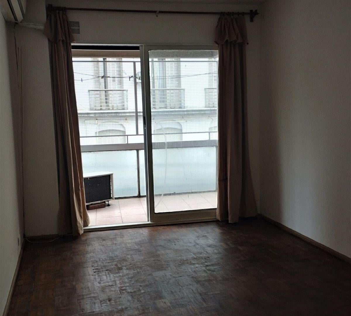 Foto de BALVANERA 2 AMB C/BCÓN AL FTE, 1 cuadra Rivadavia y Jujuy * $ 630.000.-, imagen 1