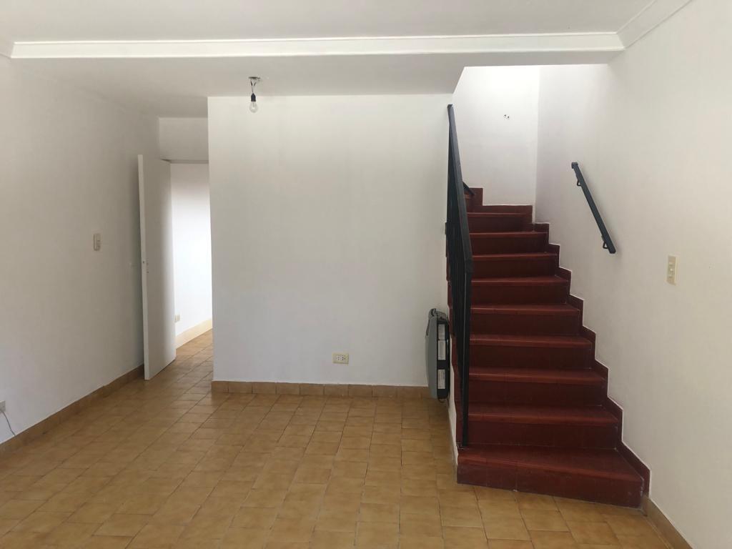 Foto de DUPLEX VENTA MARTINEZ 4 AMBIENTES CON TERRAZA, imagen 5