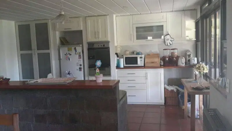Casa en Alquiler Alto de San Isidro 2/3 dormitoriios jardin pileta Barrio Las Casitas 3