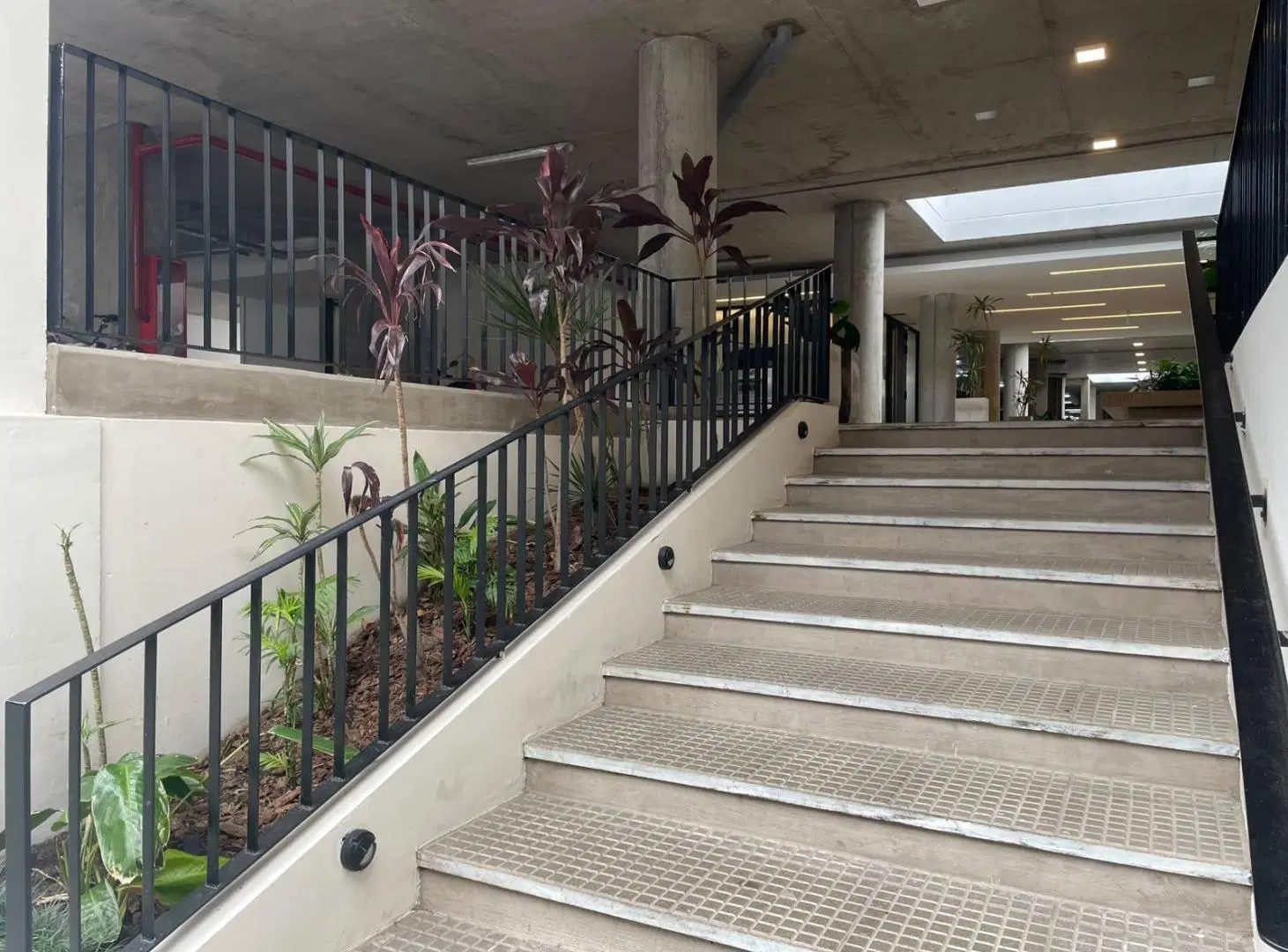Departamento 2 Amb con Cochera Descubierta Sum y Pileta, Zona Tigre 5