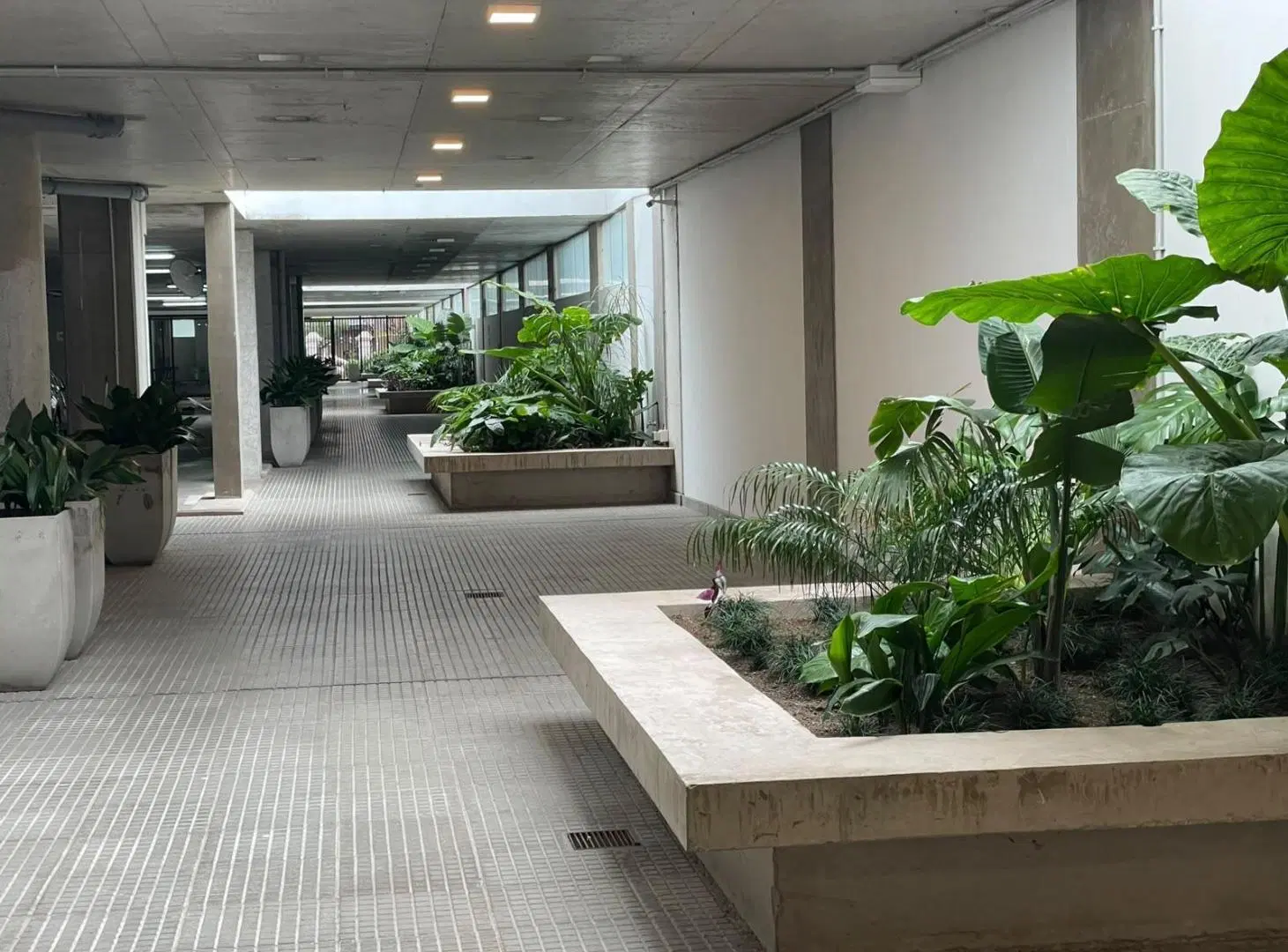 Departamento 2 Amb con Cochera Descubierta Sum y Pileta, Zona Tigre 1