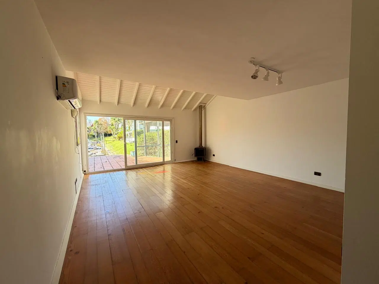 Dormy alquiler San Fernando complejo marina del sol 2 ambientes cochera amarra amenities 1