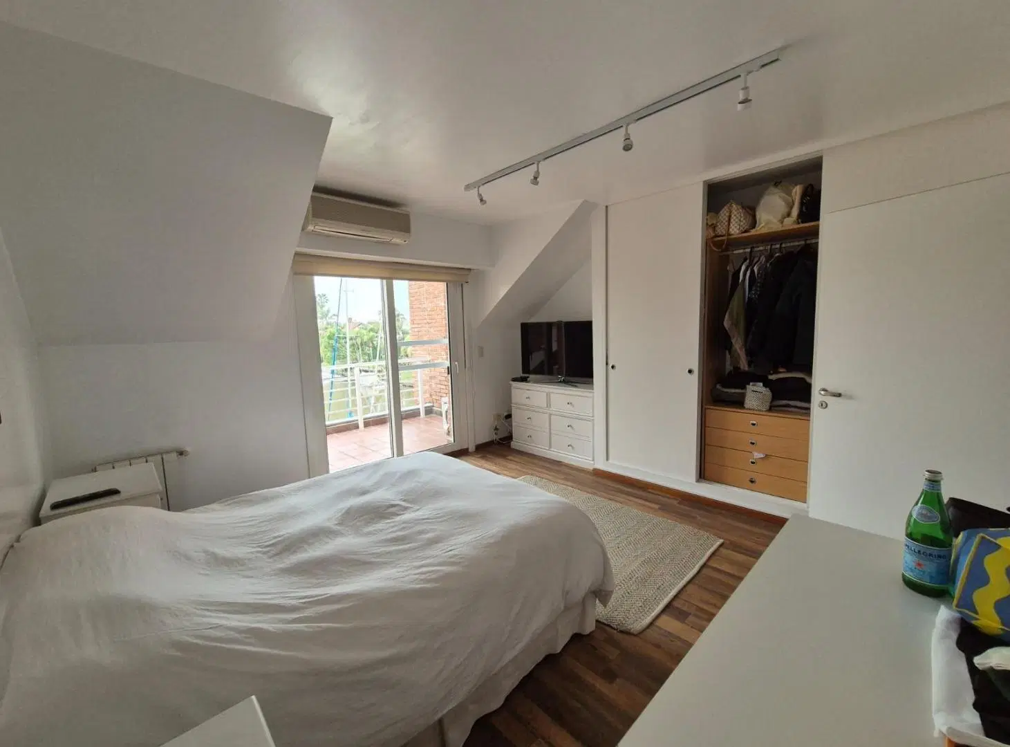 Departamento en venta Bahia del Sol 4 ambientes cochera doble amarra tenis pileta gym sum 4