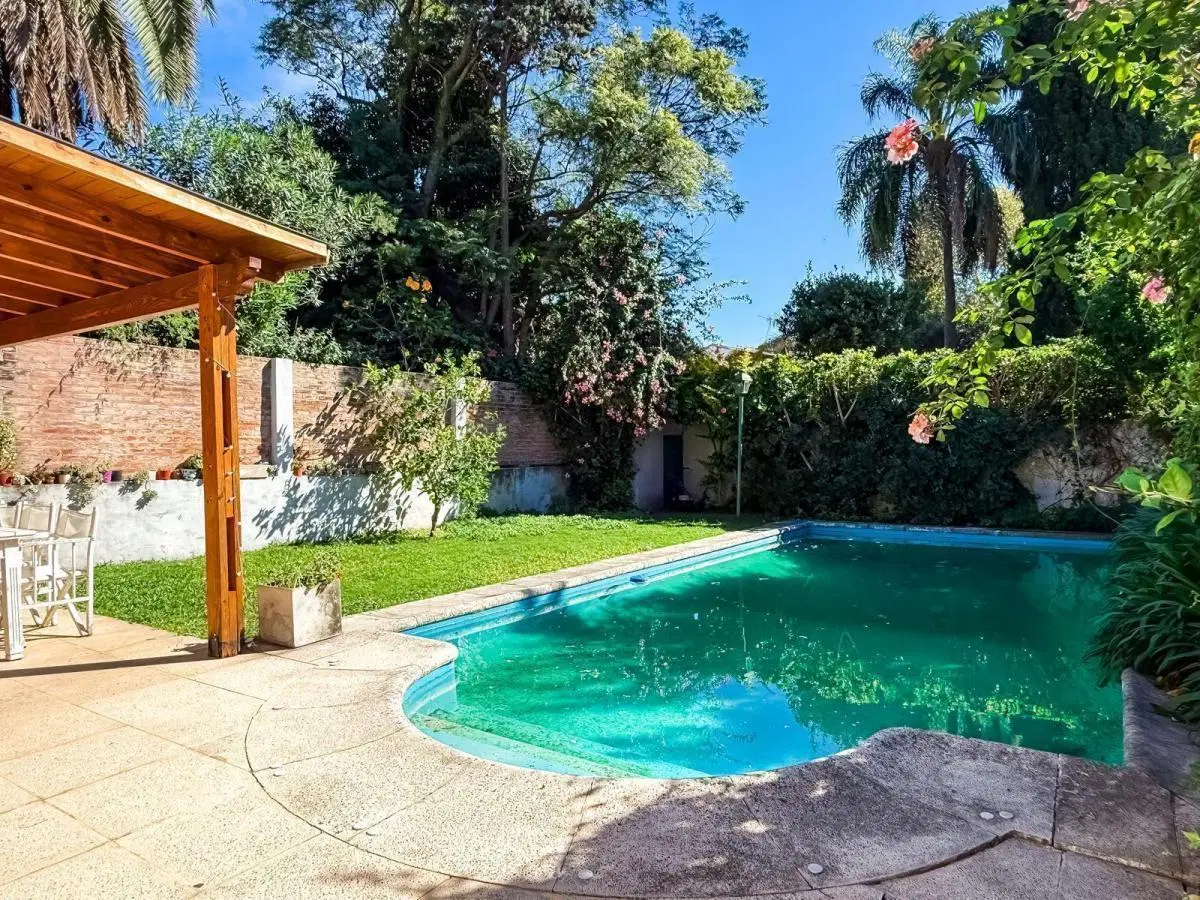 Punta Chica, libertador al rio casa en venta 4 dormitorios dep jardin pileta 8