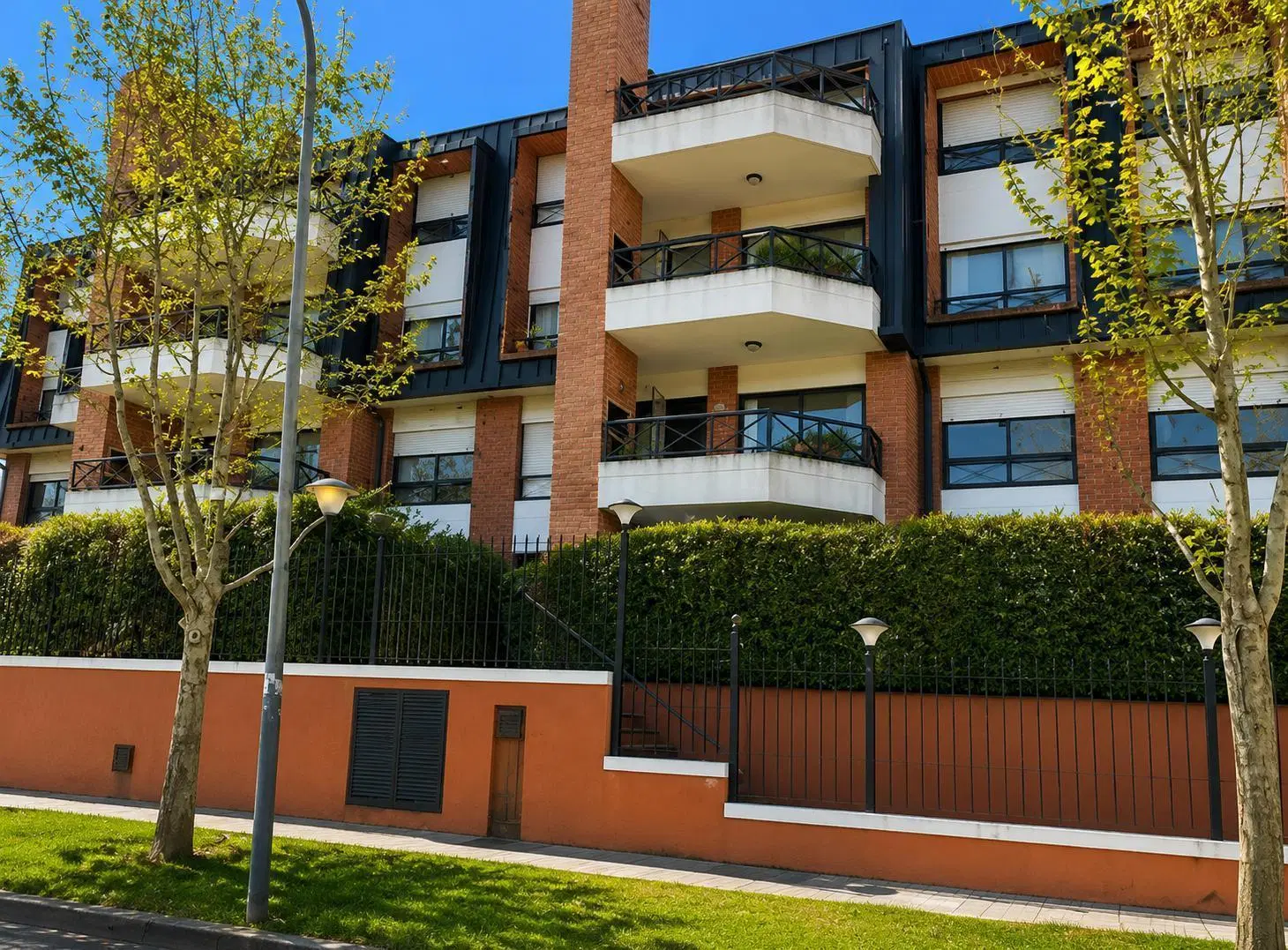 Esmeralda 71 Complejo Terrazas de Tigre PB con Jardin. Pileta 3