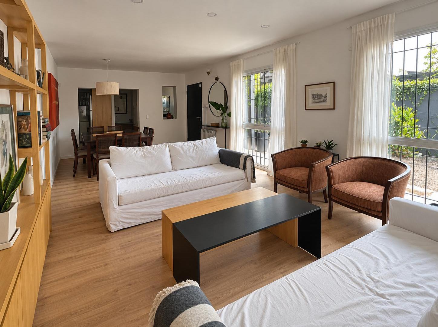 Foto de Venta casa de 6 amb, Beccar, Vias a Libertador. Lote propio, Reciclada, imagen 5