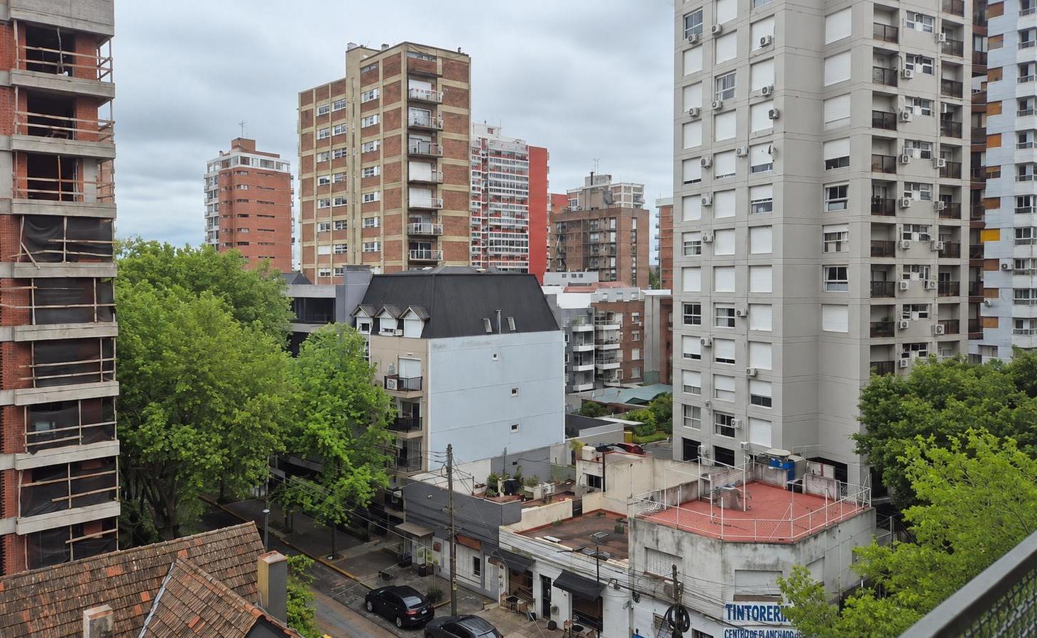 Foto de Departamento en venta 3 ambientes al frente estacion martinez, imagen 1