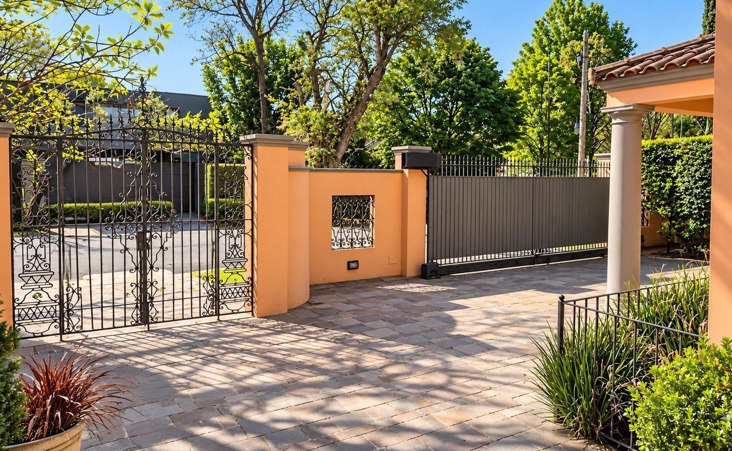 Casa en venta Santa Rita Calle privada  4 suites, play, pileta quincho