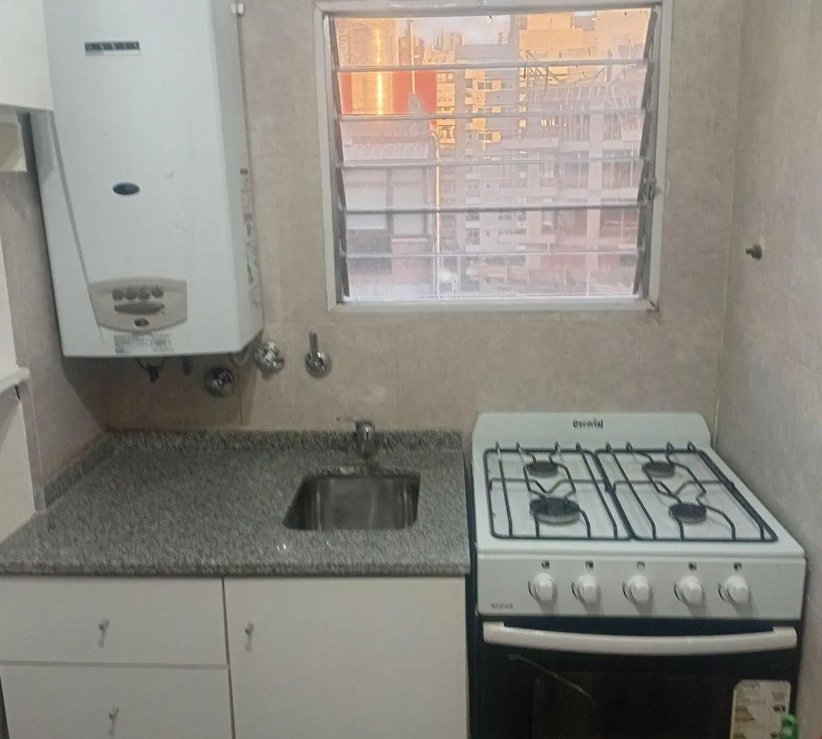 Depart. 1 y 1/2 Amb. Frente Con Balcon Laprida y Cabrera Lumin e Impecable 4