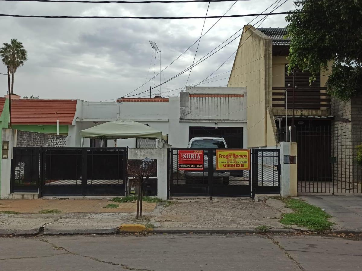 PH AL FRENTE 3 AMBIENTES Y COCHERA. APTO CREDITO