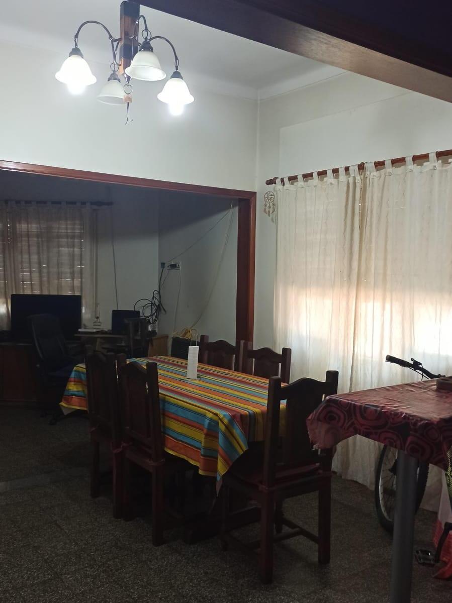 Foto de CHALET DE 2 DORMITORIOS Y COCHERA APTO CREDITO, imagen 2