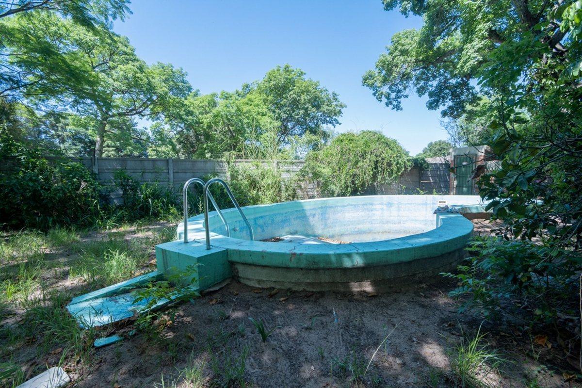 Venta Casa con Amplio Terreno, Pileta y Galpón 5
