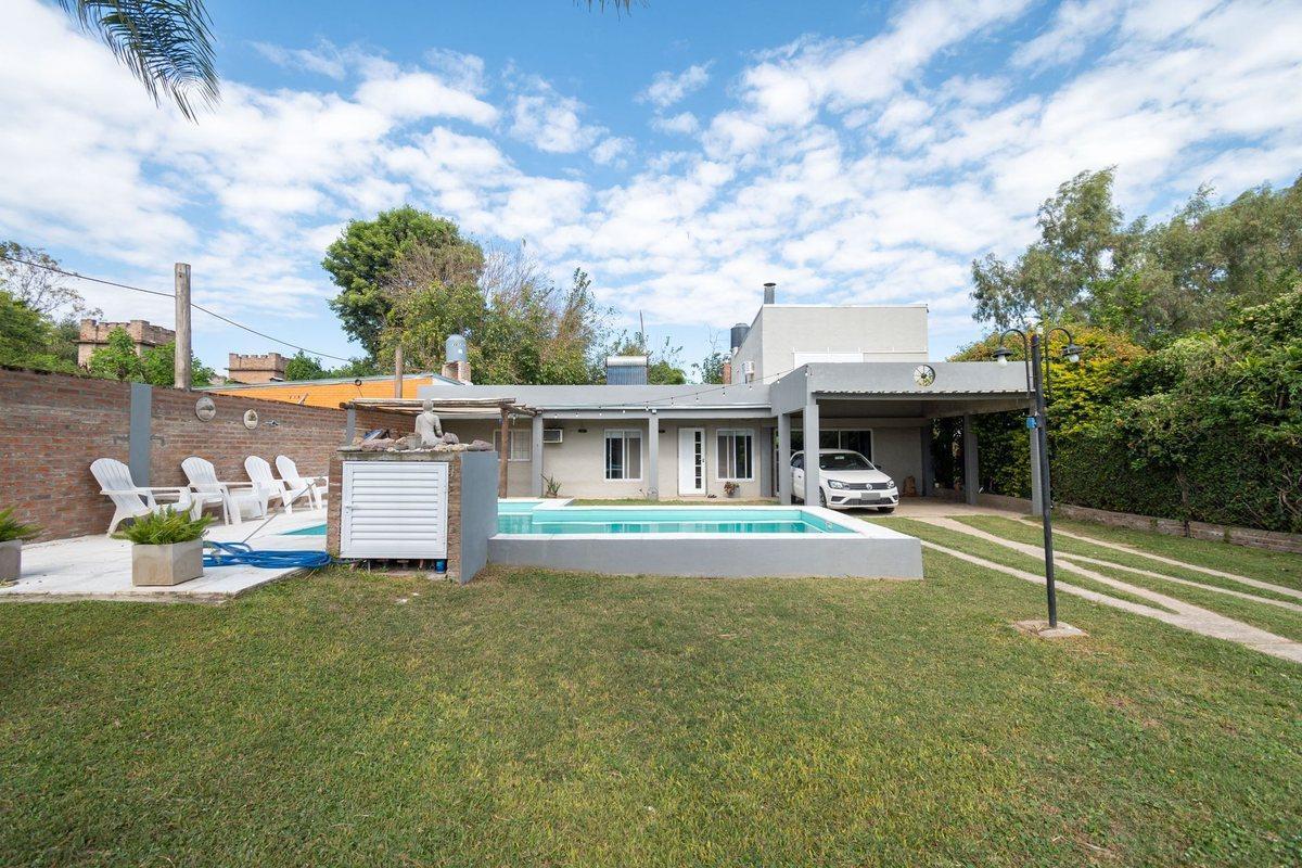 Casa con Pileta, 4 Dorm. y Gran Jardin 5