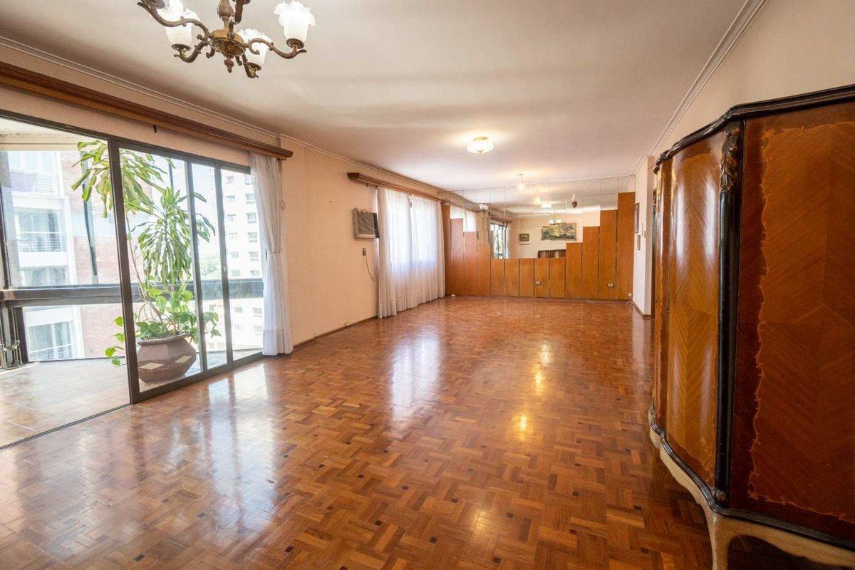 Venta Piso Completo en Zona Centro 2