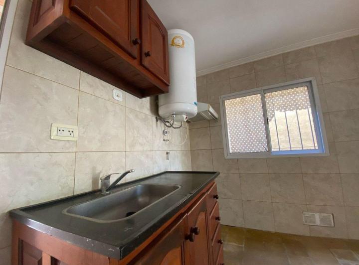 DPTO DE 1 DORM PLANTA BAJA EN MONTE VERA 5
