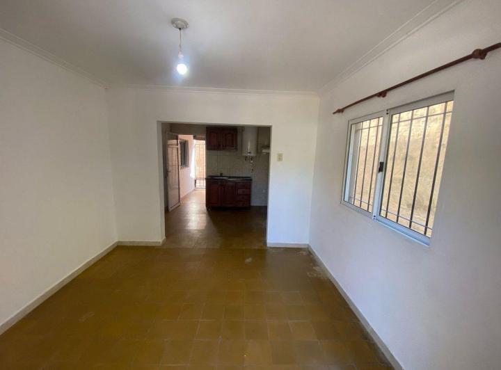 DPTO DE 1 DORM PLANTA BAJA EN MONTE VERA 1