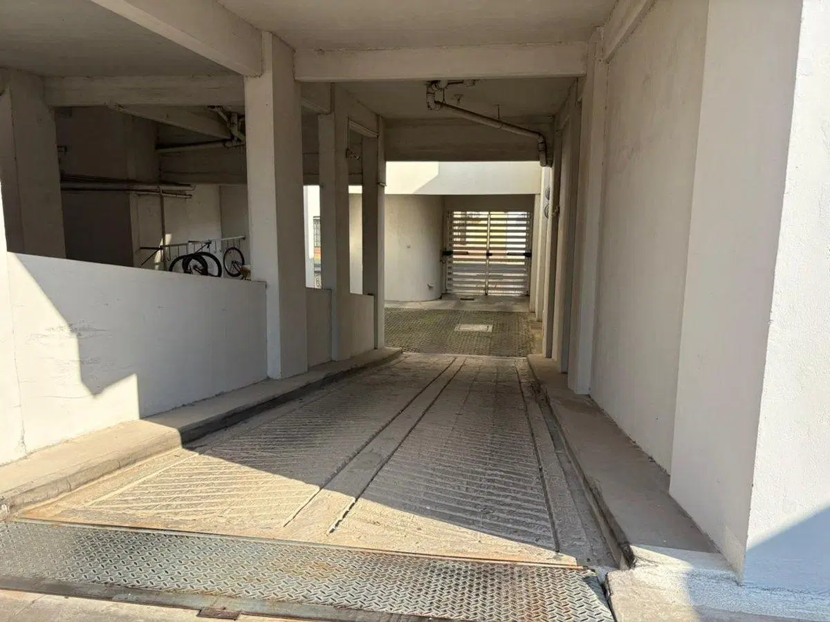 COCHERA ZONA TERMINAL- EN EDIFICIO NUEVO 4