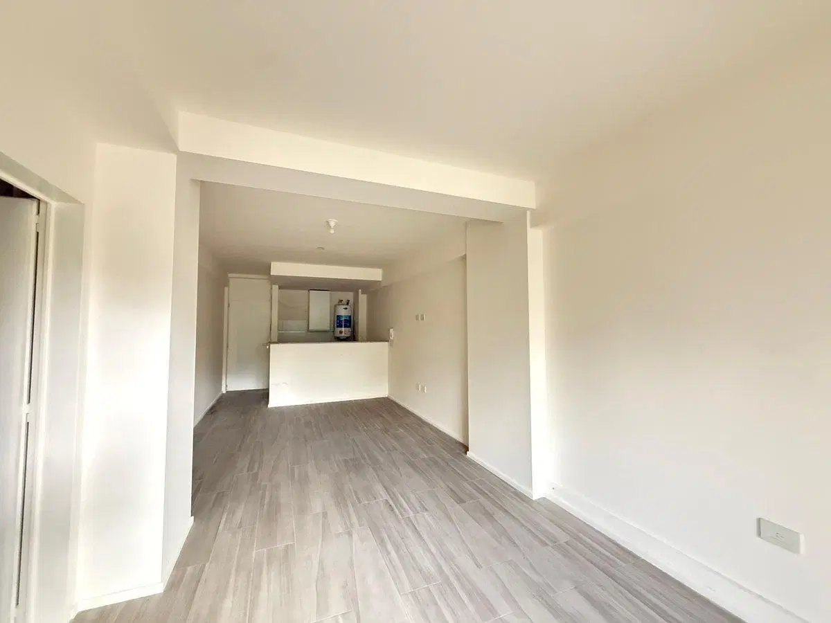VENTA DEPARTAMENTO DE 1 DORMITORIO EN CAM DEL LAGO 5