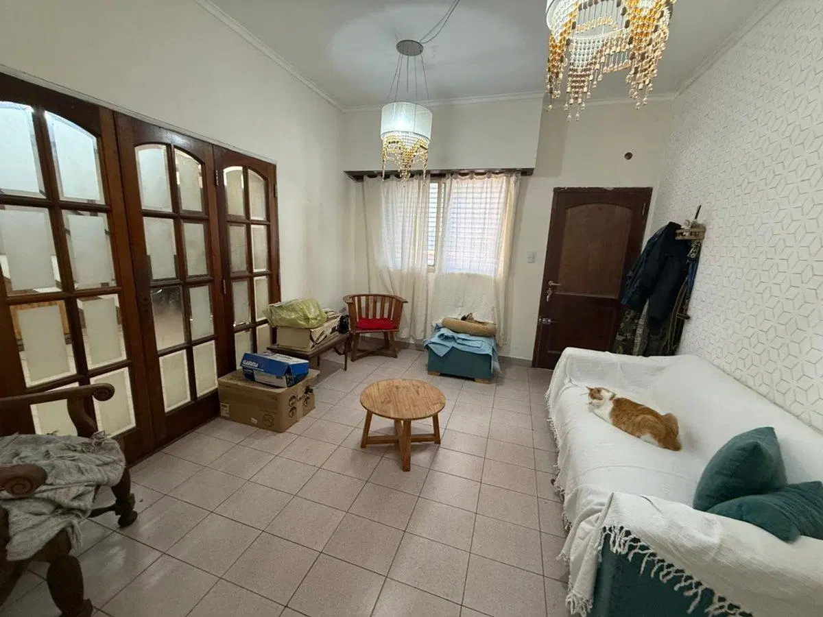 Venta casa barrio Constituyentes, cochera y patio 4