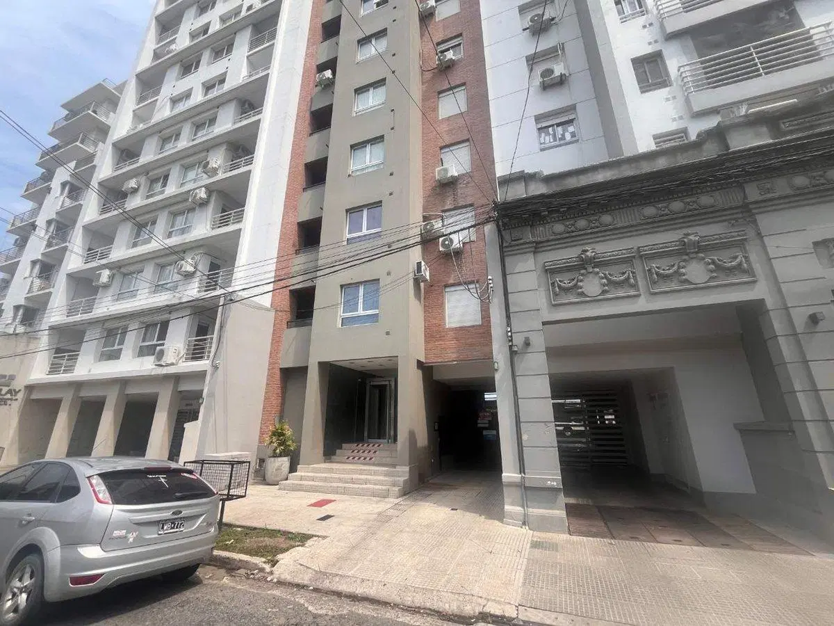 Venta cochera sobre Urquiza 2800 Santa Fe 5