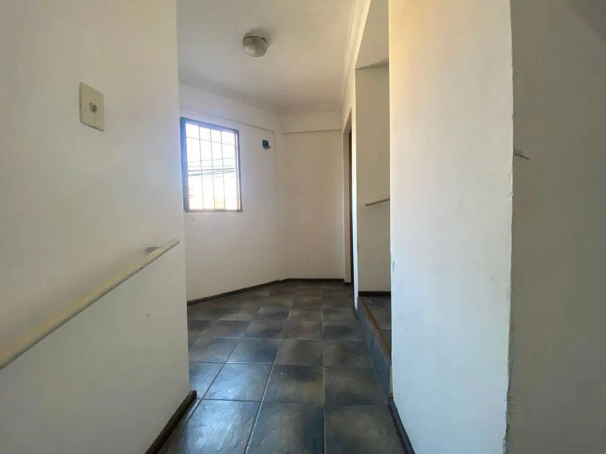 DPTO CON COCHERA EN BARRIO SUR | SOBRE URQUIZA 2