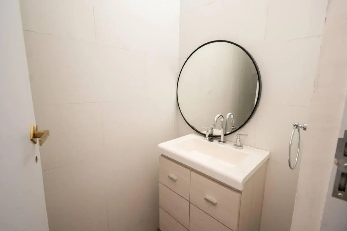 CASA DE 3D, ESTUDIO CON BAÑO Y COCHERA EN CANDIOTI 2