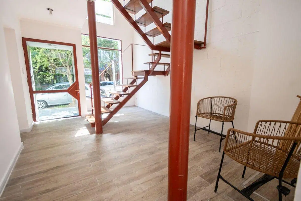 CASA DE 3D, ESTUDIO CON BAÑO Y COCHERA EN CANDIOTI 4