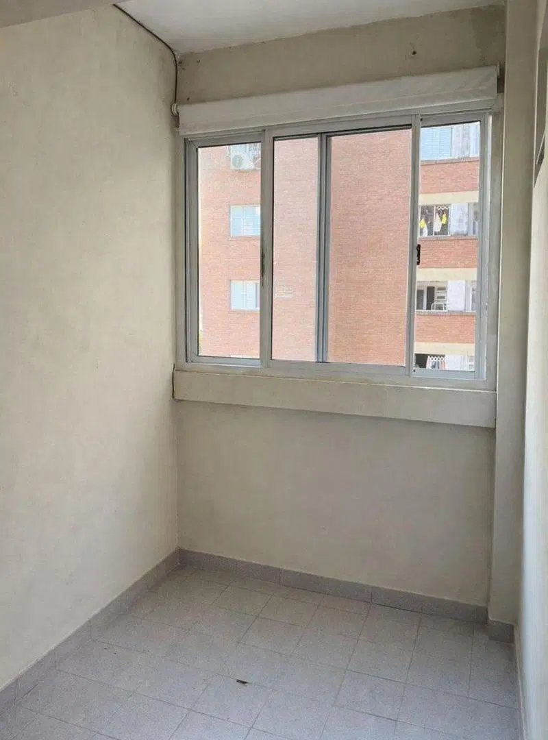 SE VENDE DPTO. EN BARRIO CANDIOTI 5