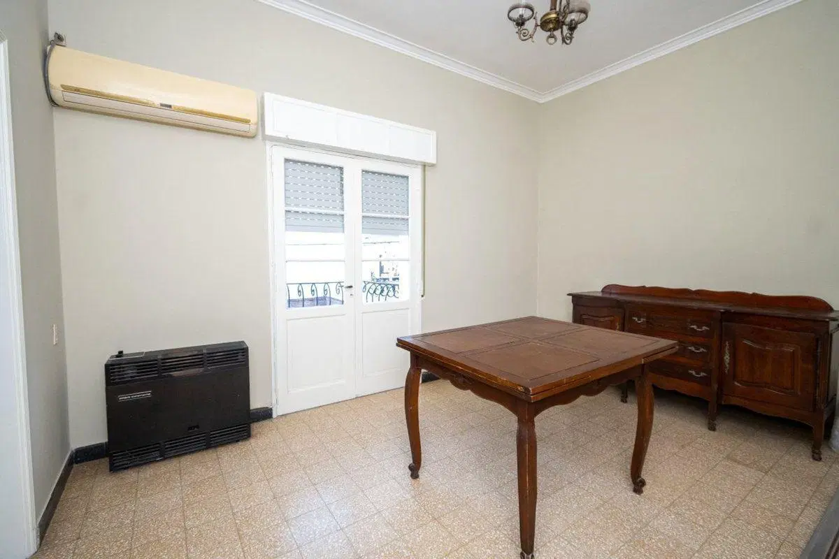 ALQUILER DE CASA EN PLANTA ALTA 2
