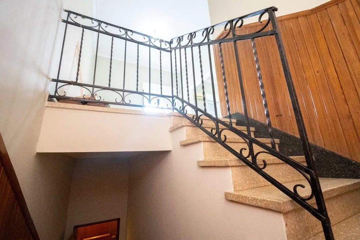 ALQUILER DE CASA EN PLANTA ALTA 5