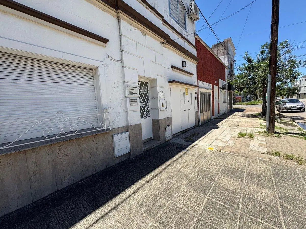 VENTA PLANTA ALTA 3 DORM +COCHERA, MTS DE GRAL PAZ 3