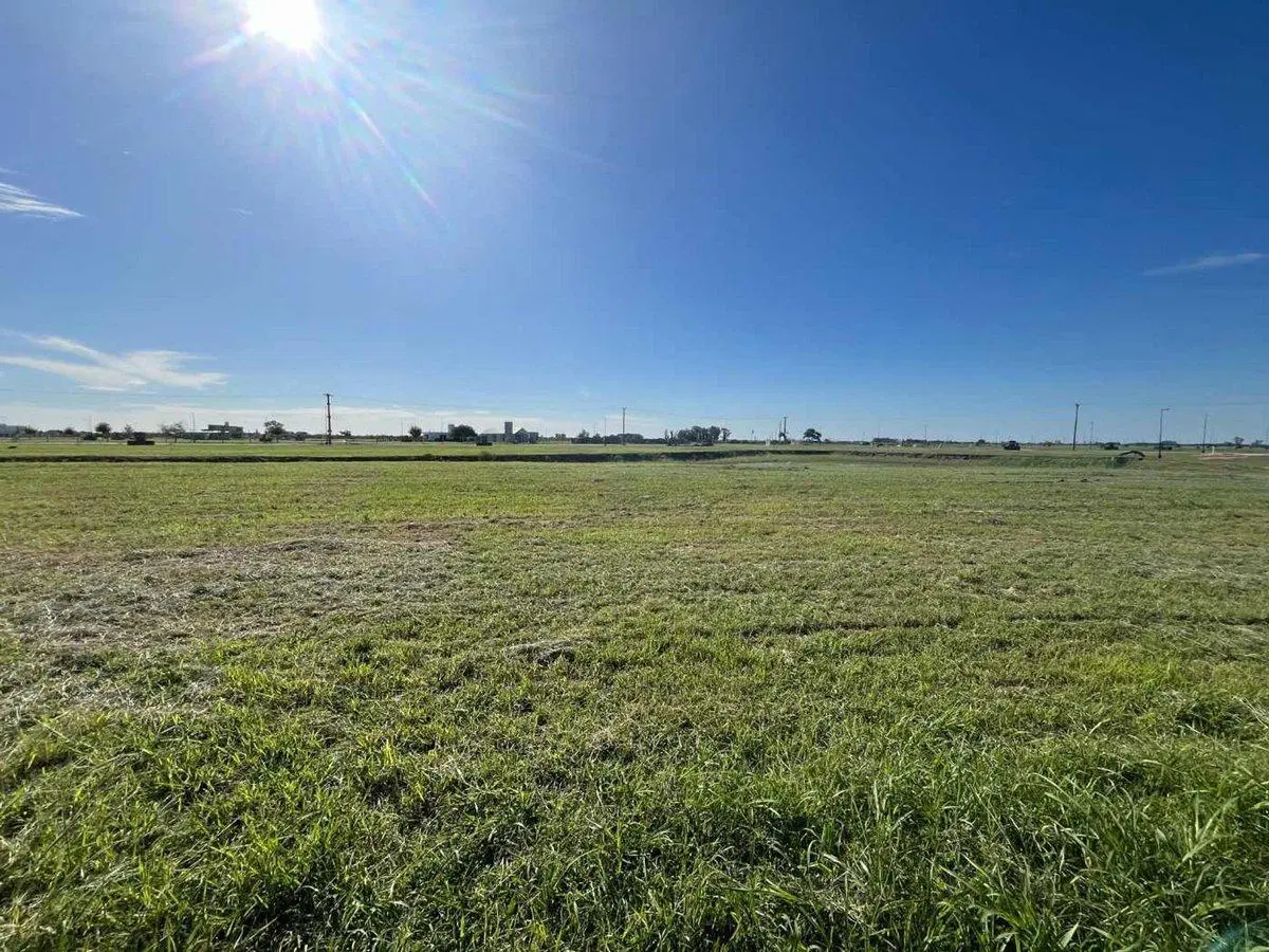 LOTE EN VENTA EN COUNTRY NUEVOS AIRES, BARRIO 4 3